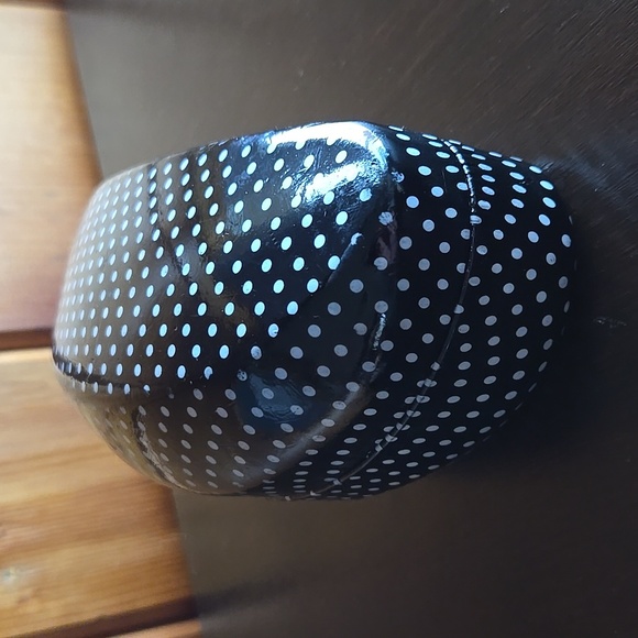 $5 SALE!! DOMED HARDSHELL SUNGLASSES CASE - Picture 2 of 4